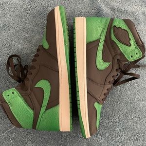 Jordan 1 high OG pine green 2.0